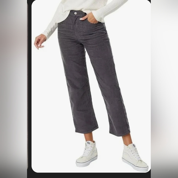 (186)Levi's Women's Hi Rise Ribcage Corduroy Straight Ankle Jeans - Picture 5 of 13